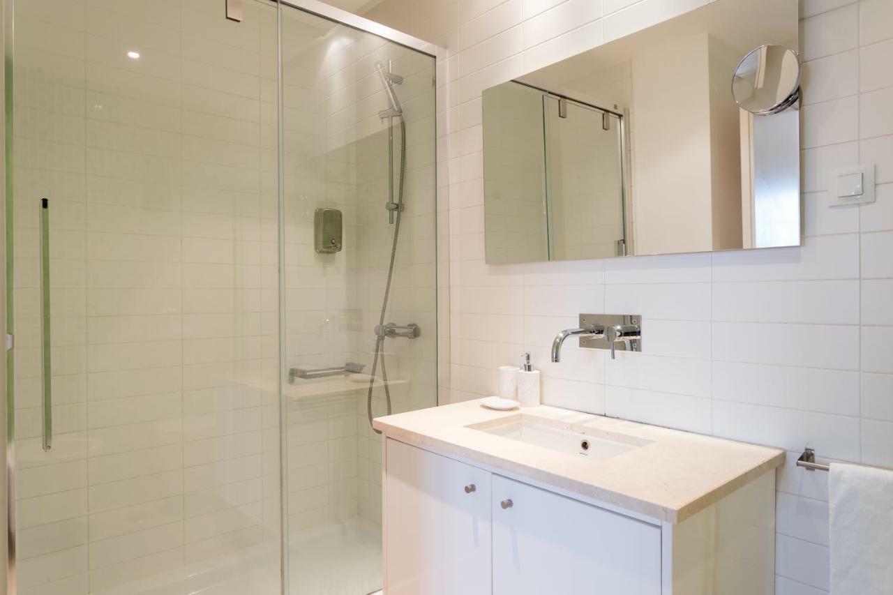 Alfama Modern Two-Bedroom Apartment W/ River View And Parking - By Lu Holidays Lisboa Εξωτερικό φωτογραφία
