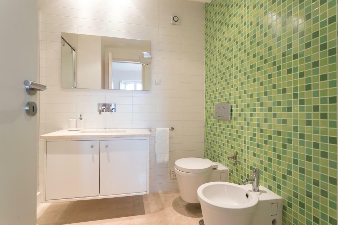 Alfama Modern Two-Bedroom Apartment W/ River View And Parking - By Lu Holidays Lisboa Εξωτερικό φωτογραφία