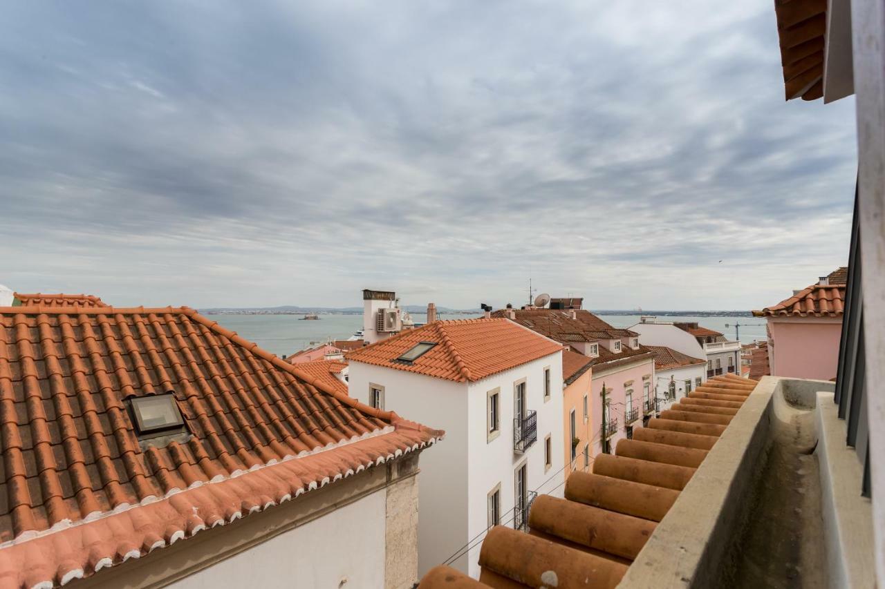 Alfama Modern Two-Bedroom Apartment W/ River View And Parking - By Lu Holidays Lisboa Εξωτερικό φωτογραφία